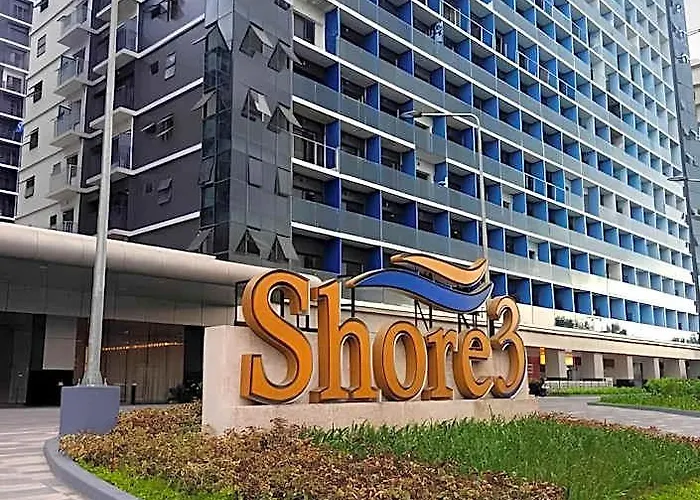 Mins To Moa-cozy W Hot Shower & Balcony Hotel 4*